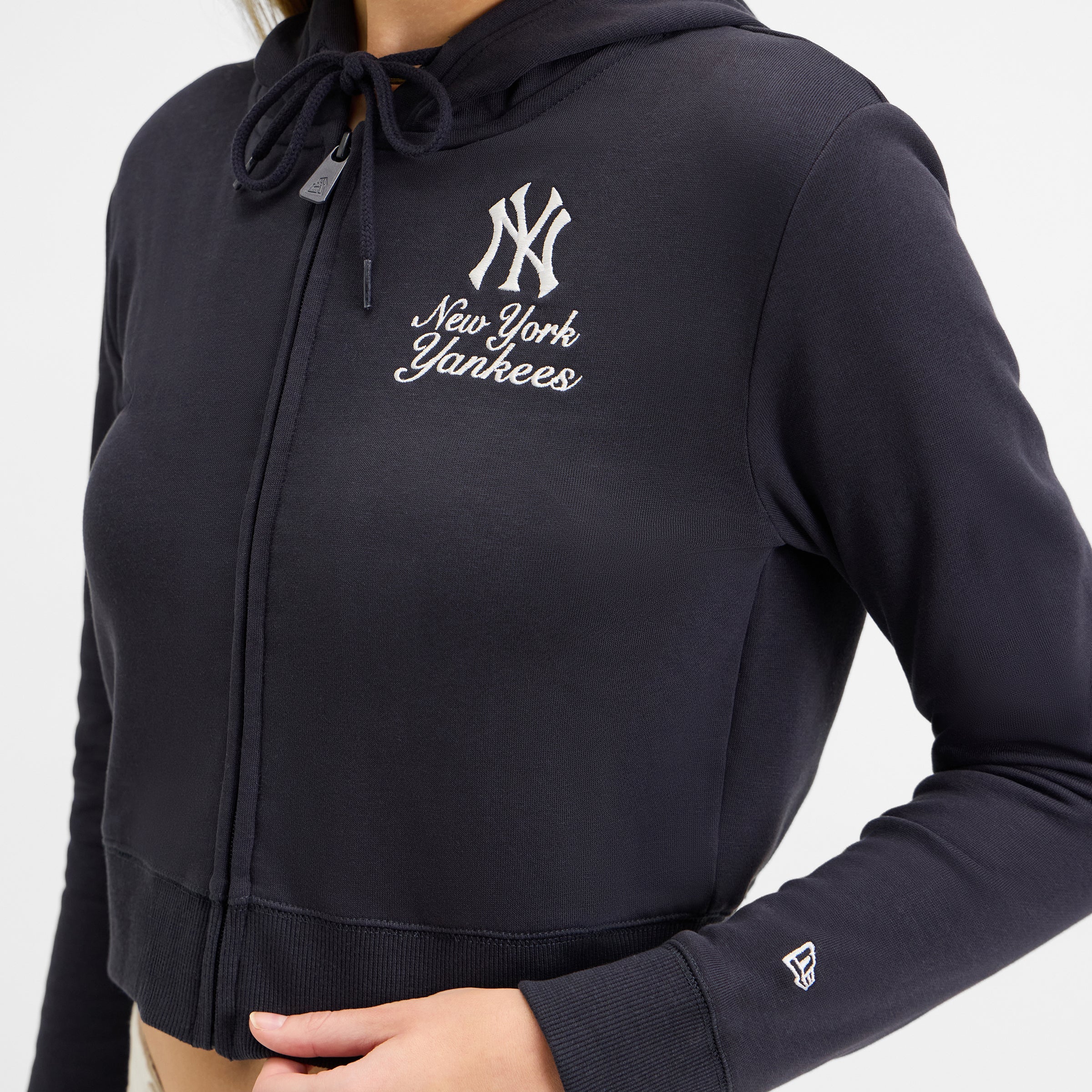 1x1_-_Look_20_0379_c83d38d9-b9af-4fa8-9038-605d8510c5b4 Golden State Warriors Game Day Cropped Women's Zipper Hoodie - Image 4