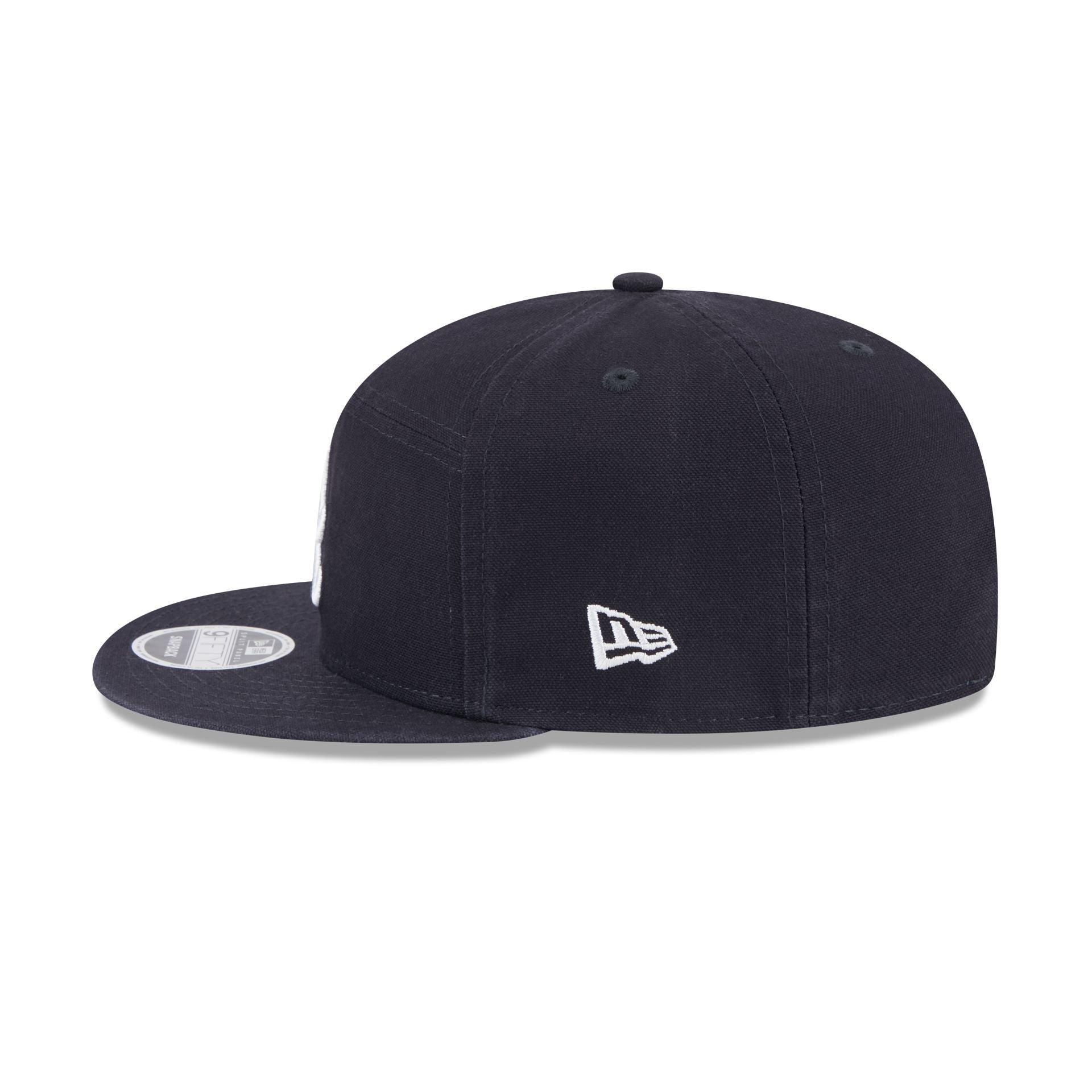 60612113_9FIFTY_950SPCTNCANV22920_ATLBRA_OTC_LSIDE Atlanta Braves Cotton Canvas Split Panel 9FIFTY Trucker Hat - Image 4