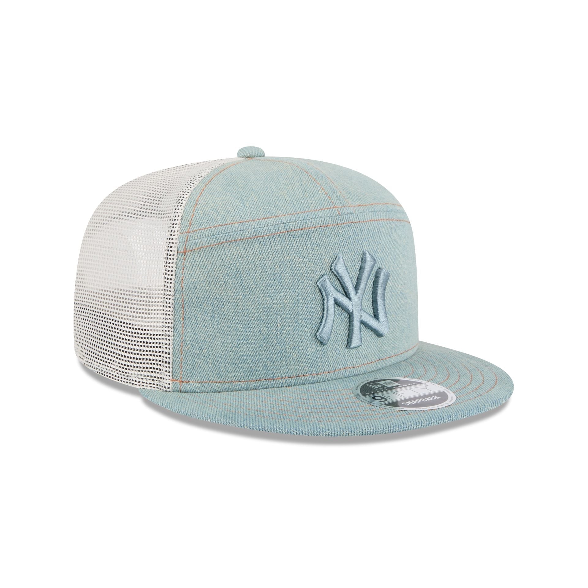 60612528_9FIFTY_950SPDENIM22958_NEYYAN_STN_3QR New York Yankees Denim Split Panel 9FIFTY Trucker Hat - Image 3