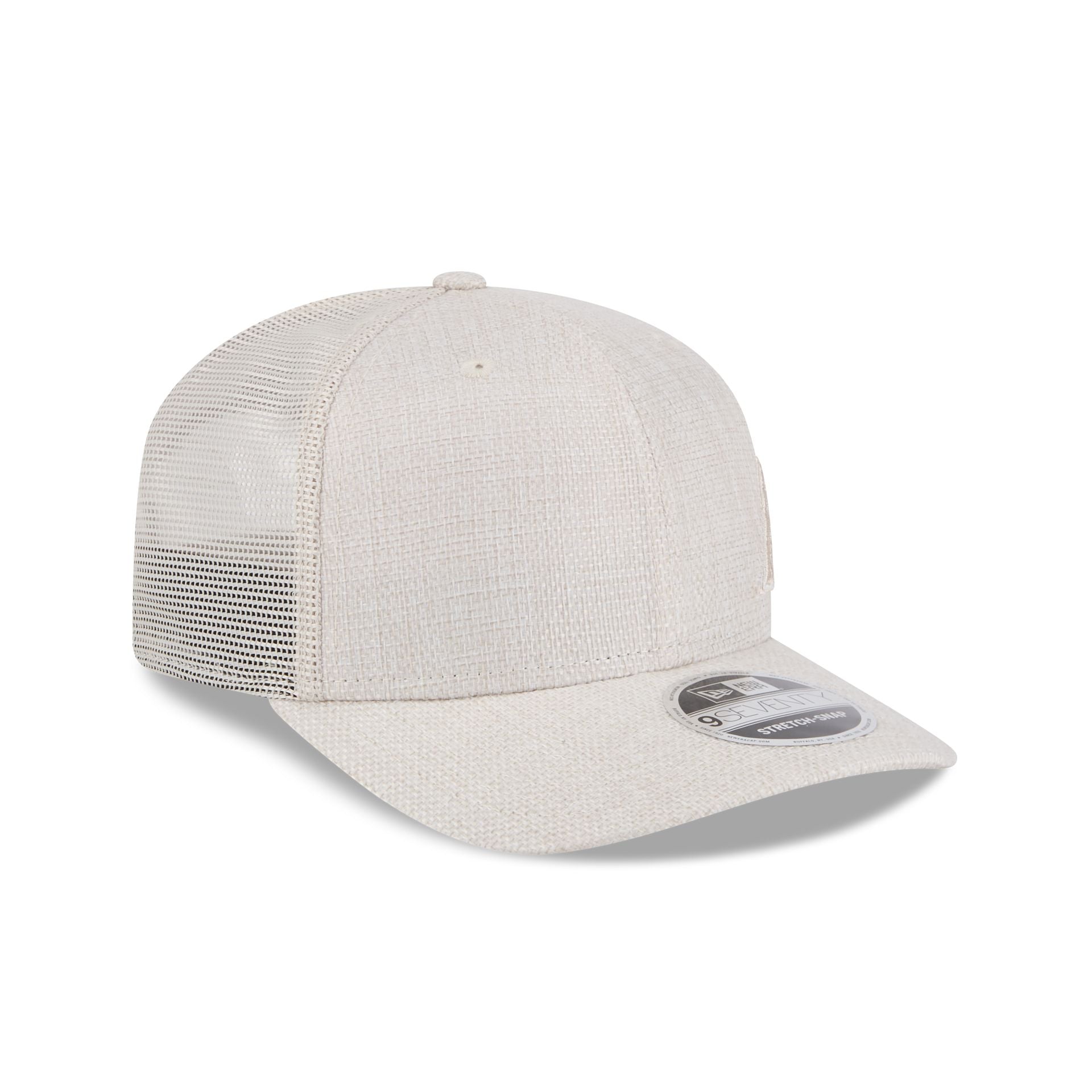 60612893_9SEVENTY_970SSFLAWLESS24355_ARIDIA_STN_3QR Arizona Diamondbacks Flawless 9SEVENTY Trucker Hat - Image 3